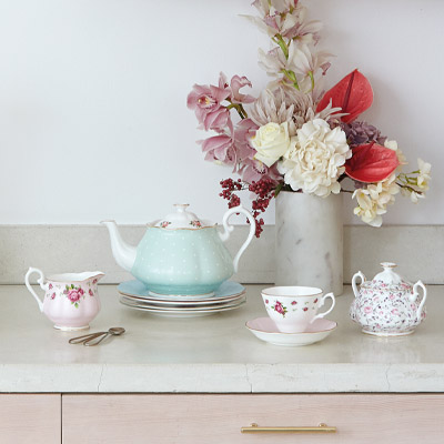Tea Sets & Teapots
