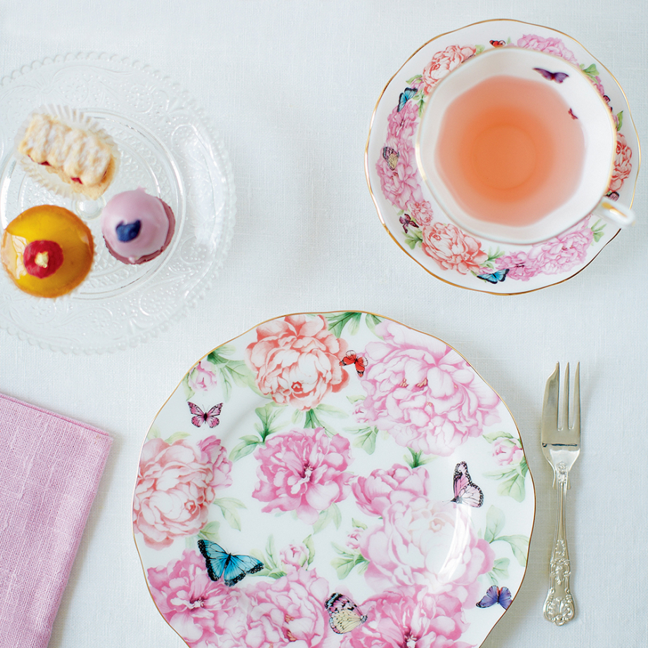 Miranda Kerr Gratitude Teacup, Saucer, Plate 20cm